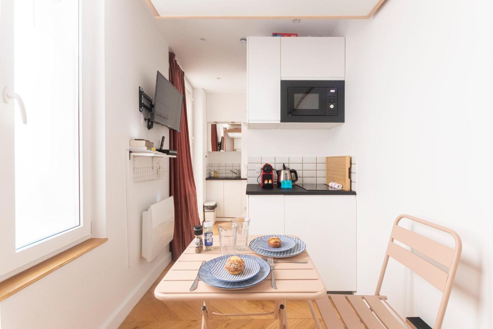 Super Central Mini Studio - 2 Pax, Murphy Bed Paris Exteriör bild