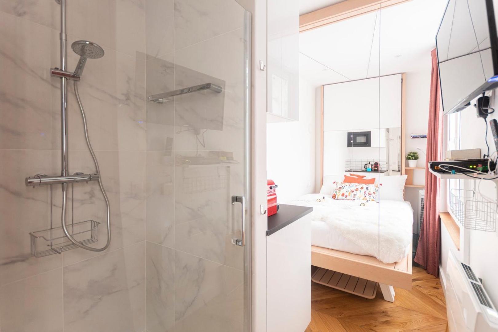 Super Central Mini Studio - 2 Pax, Murphy Bed Paris Exteriör bild